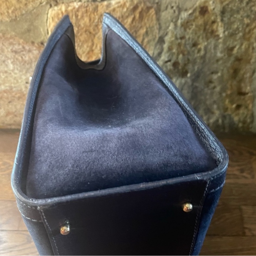 Gucci vintage Navy Suede Tote with Bamboo Handles - Picture 7 of 16